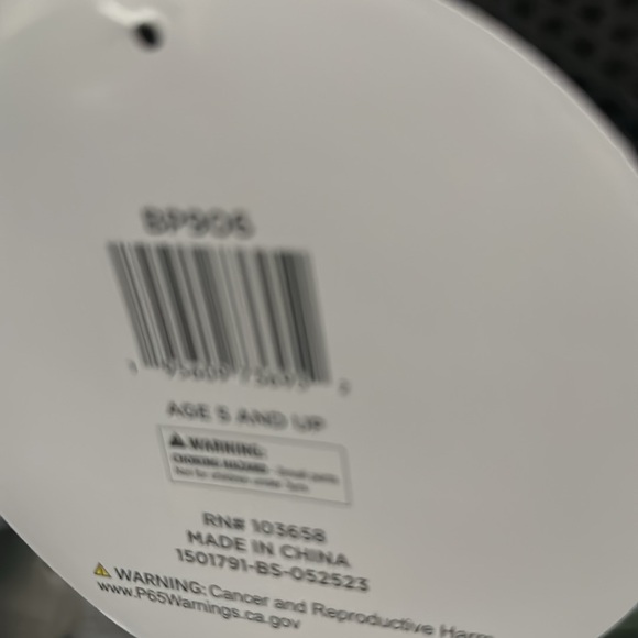 NWT Inmocean Fashion Backpack with Glitter Front Pocket, and zip closure. - Picture 10 of 11